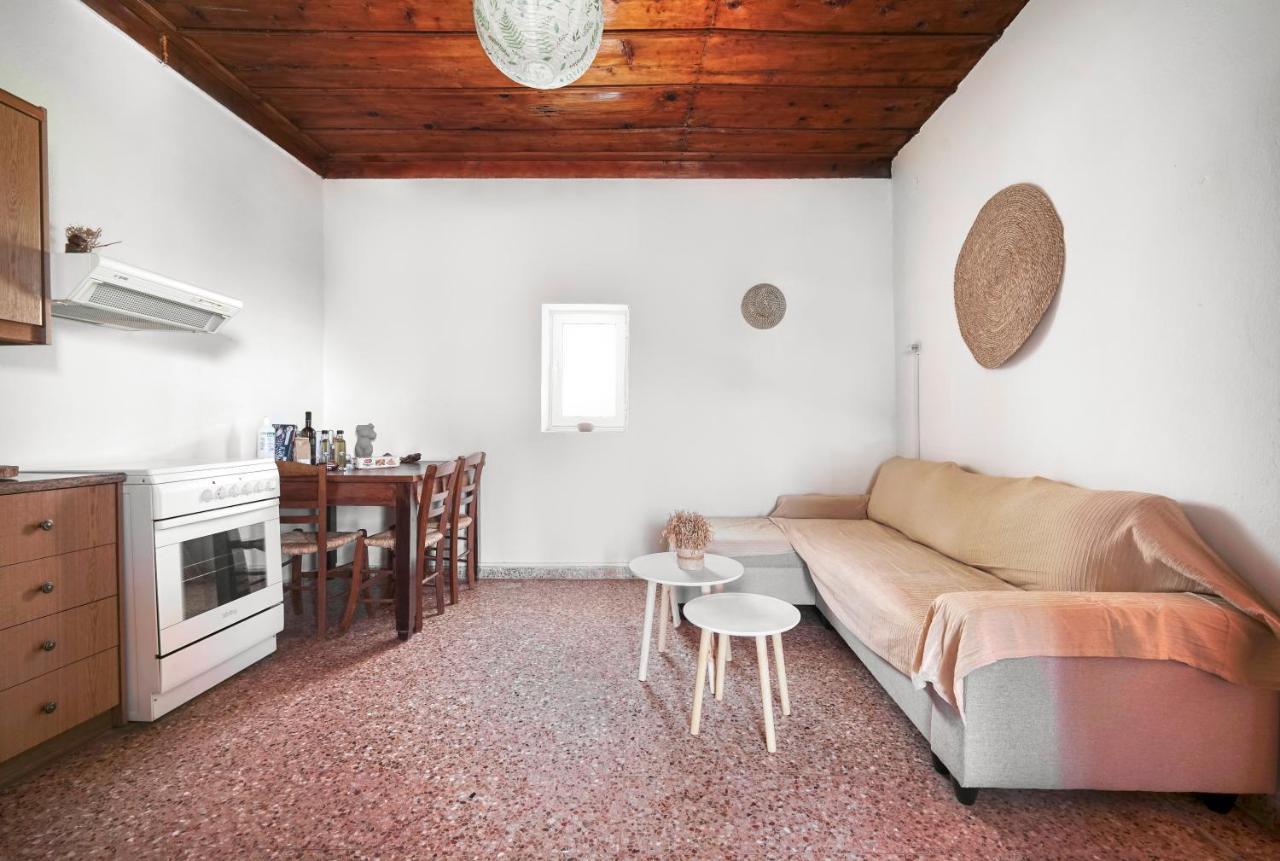 Serenity View - Traditional Village Apartment Kouses Exteriör bild
